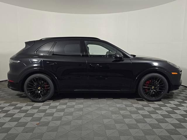 Certified 2021 Porsche Cayenne GTS AWD/4WD image 8