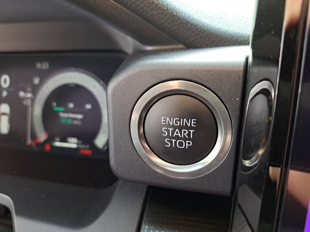 Certified 2025 Toyota 4Runner Limited image 28