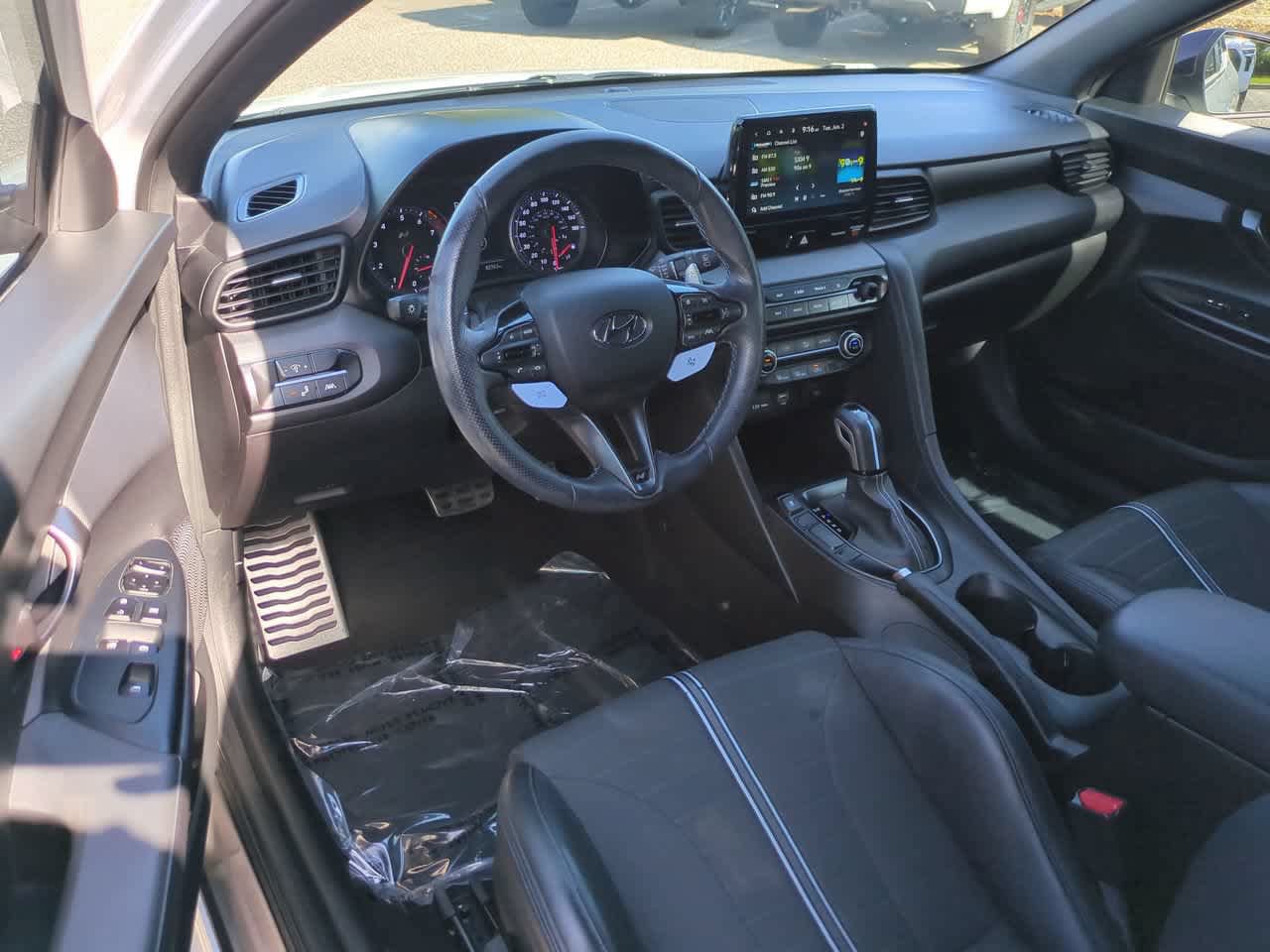 Used 2022 Hyundai Veloster N FWD image 14
