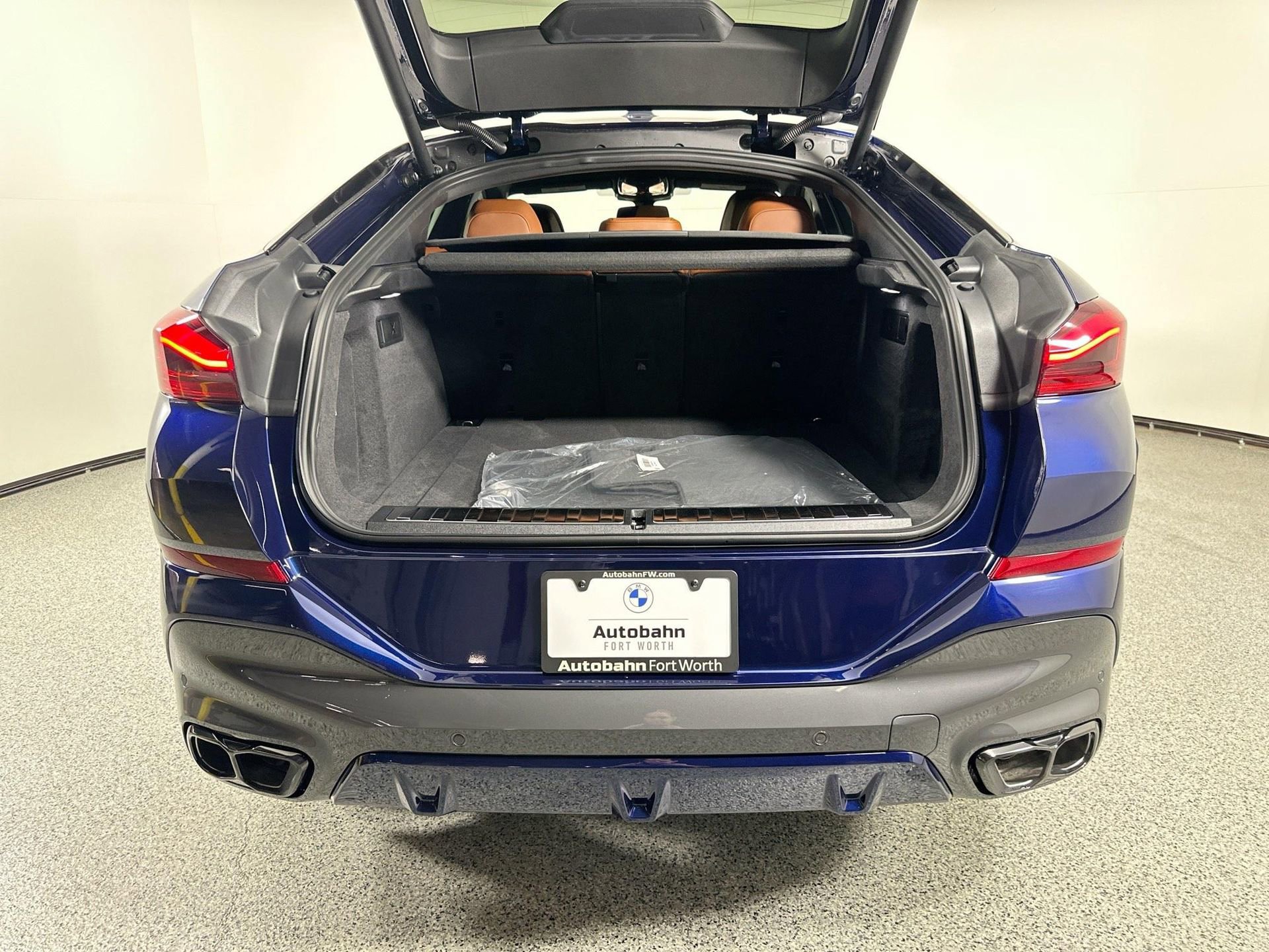 New 2026 BMW X6 M60i image 27