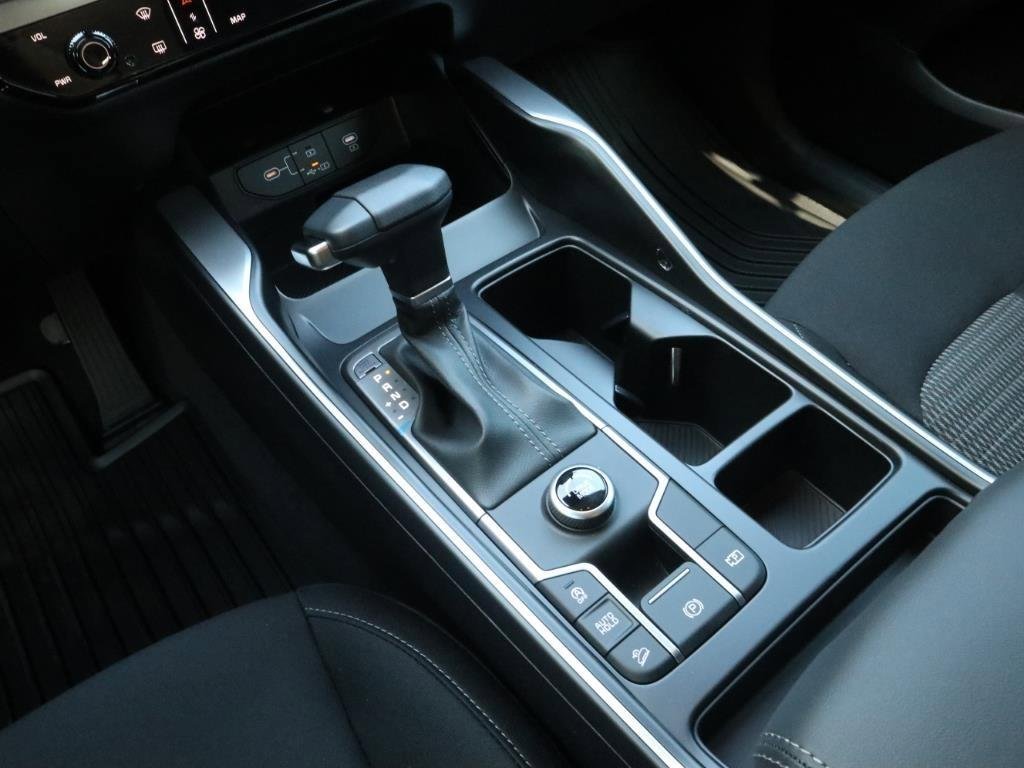 New 2025 Kia Sorento LX FWD image 9