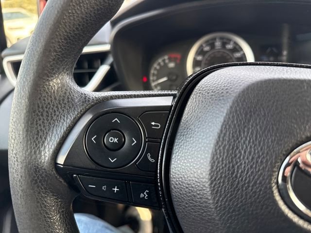 Used 2021 Toyota Corolla LE image 24