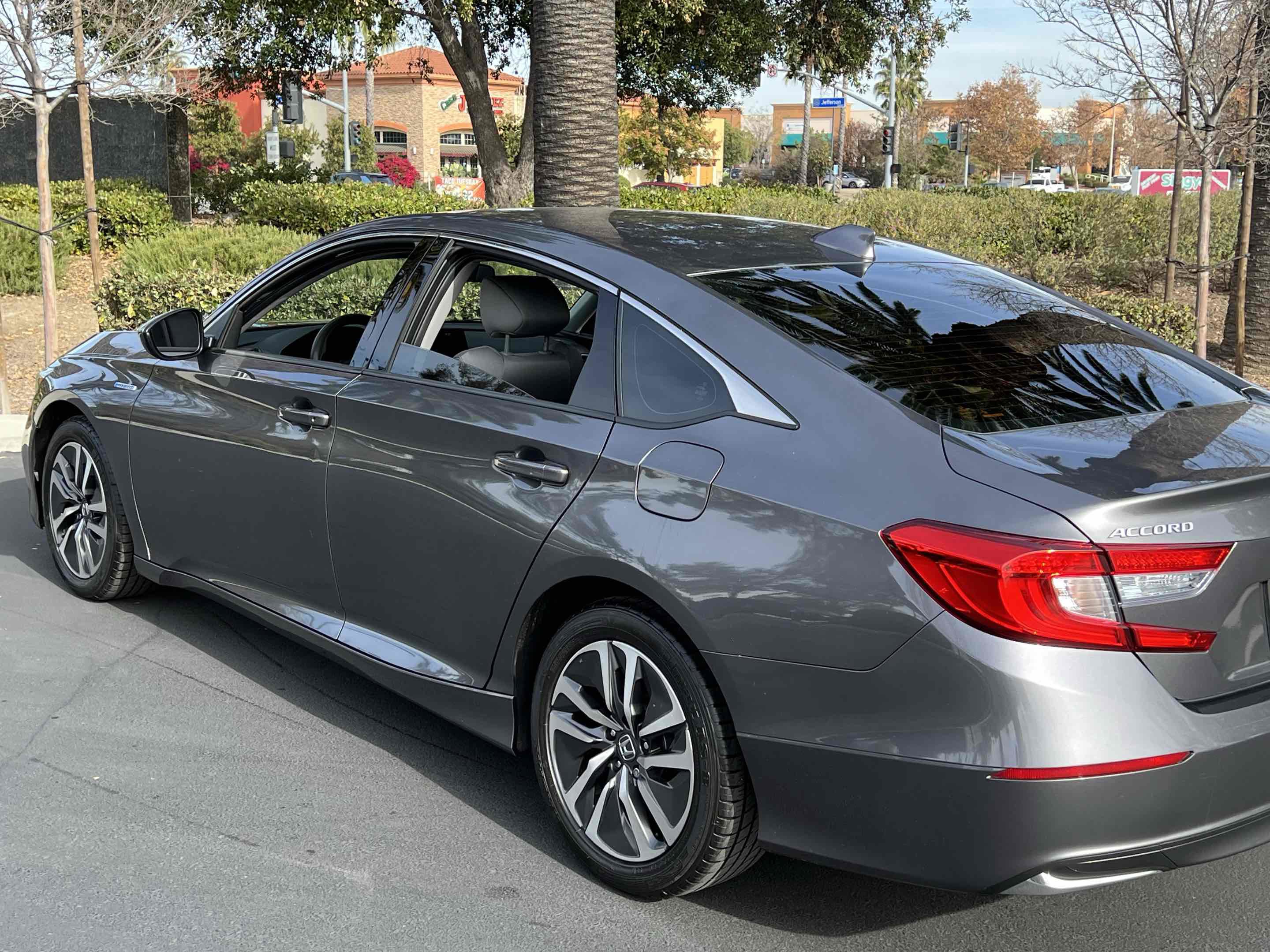 Used 2019 Honda Accord Hybrid image 47