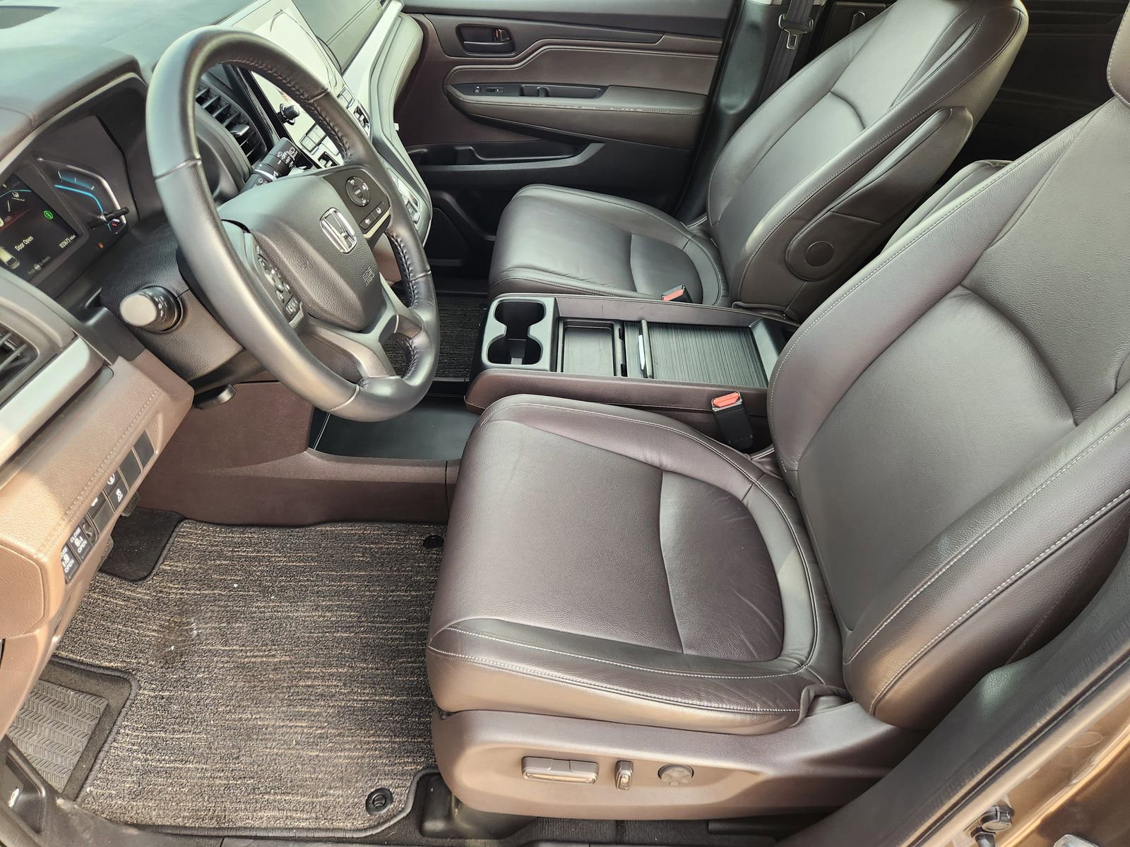 Used 2023 Honda Odyssey EX-L image 13
