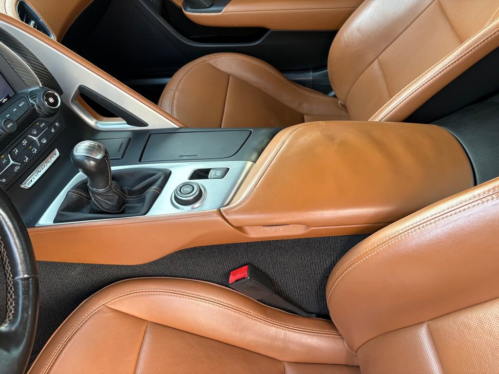 Used 2014 Chevrolet Corvette Stingray Coupe w/ Z51 3LT w/ 3LT Preferred Equipment Group RWD image 35