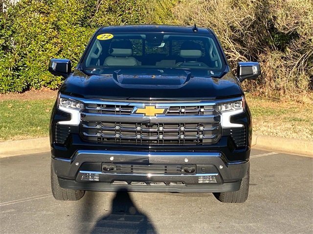 Used 2022 Chevrolet Silverado 1500 LTZ w/ LTZ Premium Package image 2