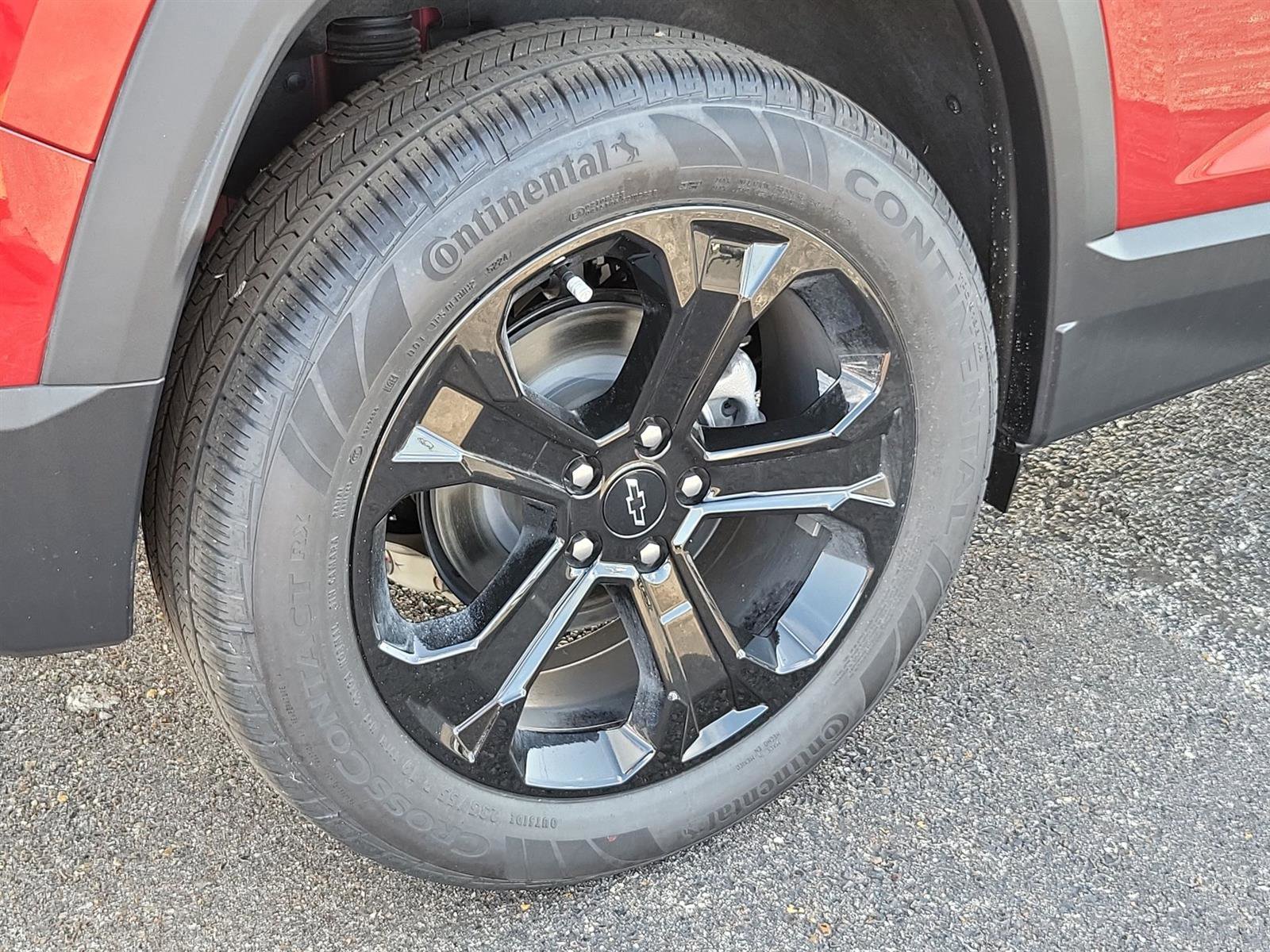 New 2025 Chevrolet Equinox LT w/ Midnight Edition image 30