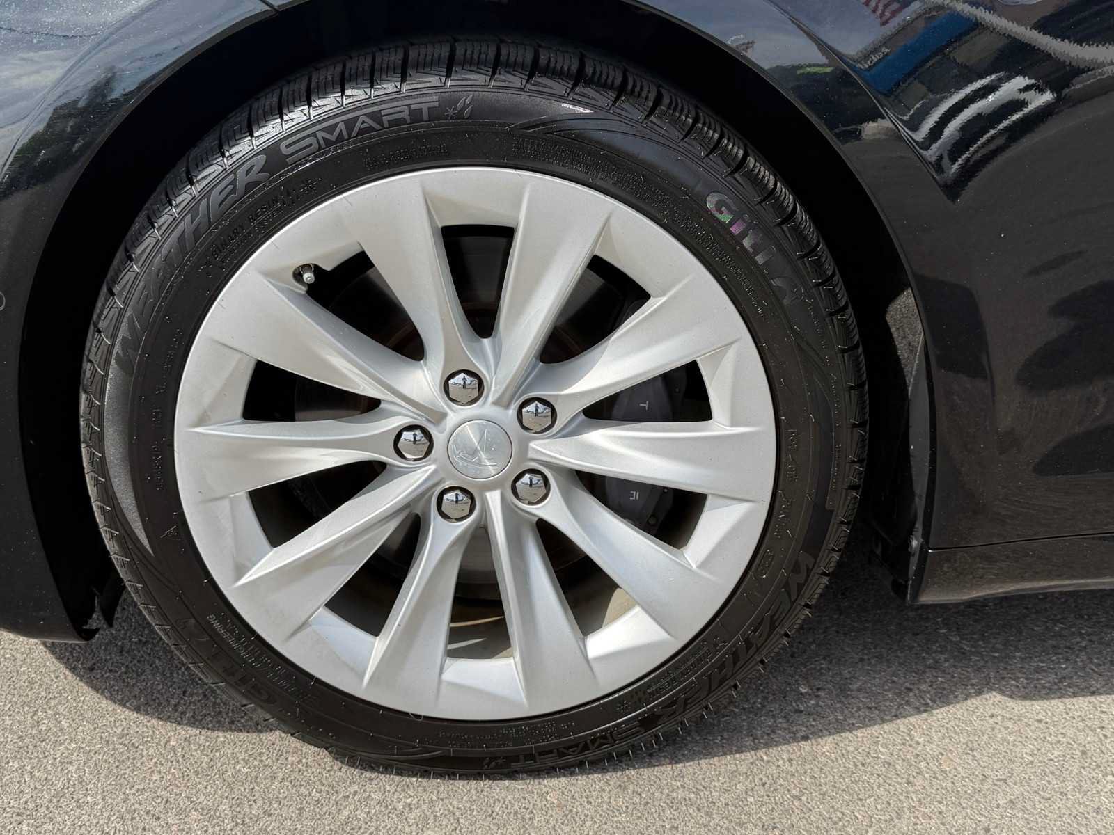 Used 2018 Tesla Model S 75D AWD/4WD image 33