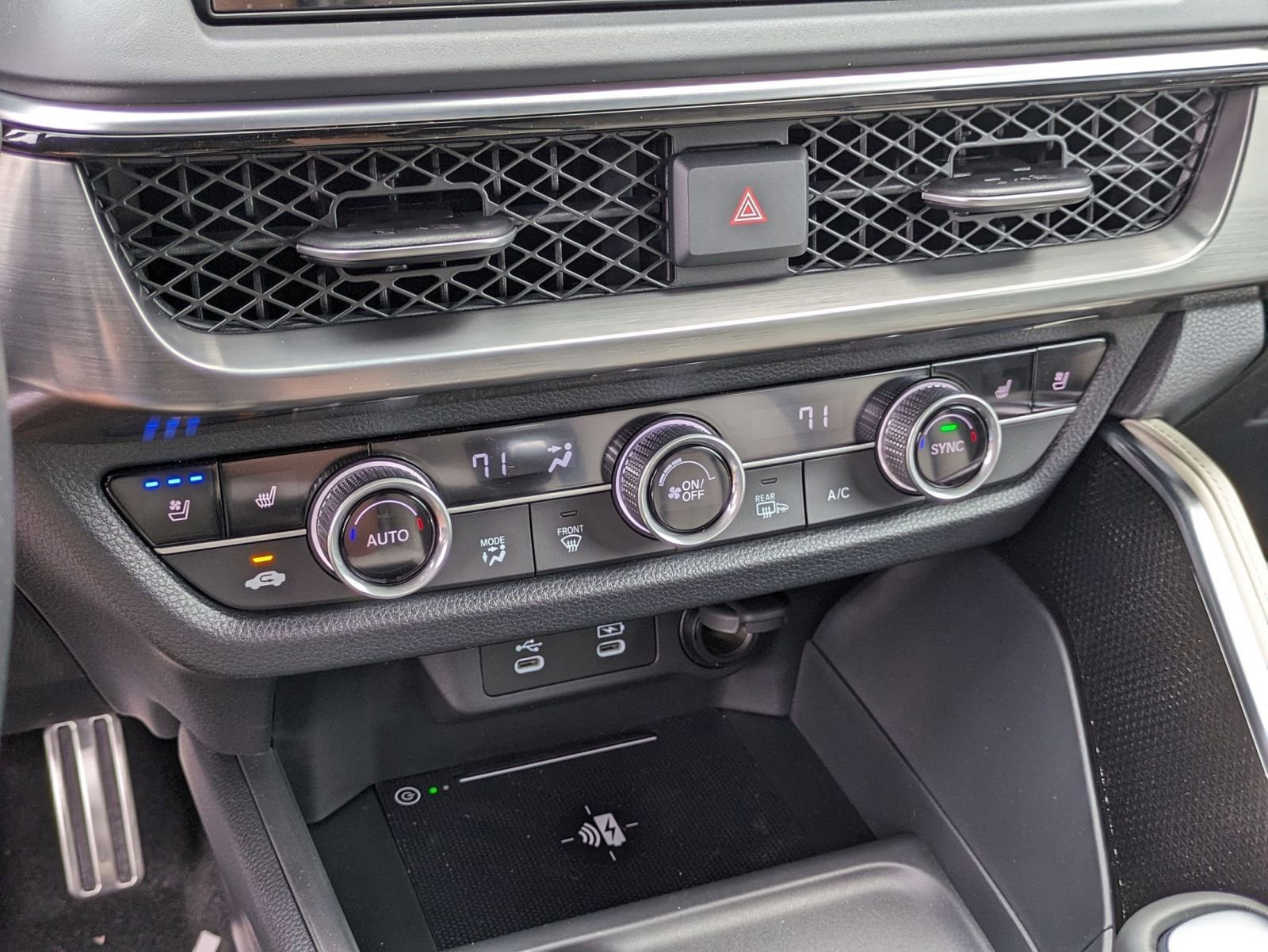 Certified 2025 Acura ADX A-Spec image 18