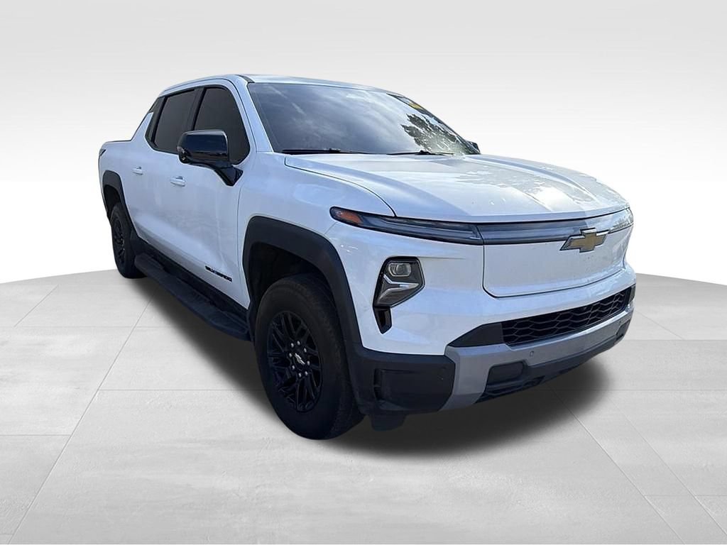 Used 2025 Chevrolet Silverado EV LT AWD/4WD image 3