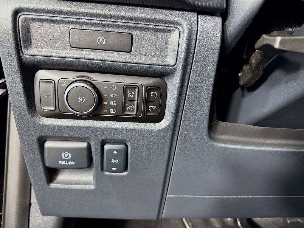Used 2025 Ford F150 Lariat w/ Bed Utility Package AWD/4WD image 37