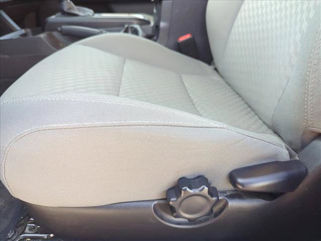 Used 2023 Toyota Tacoma SR AWD/4WD image 11