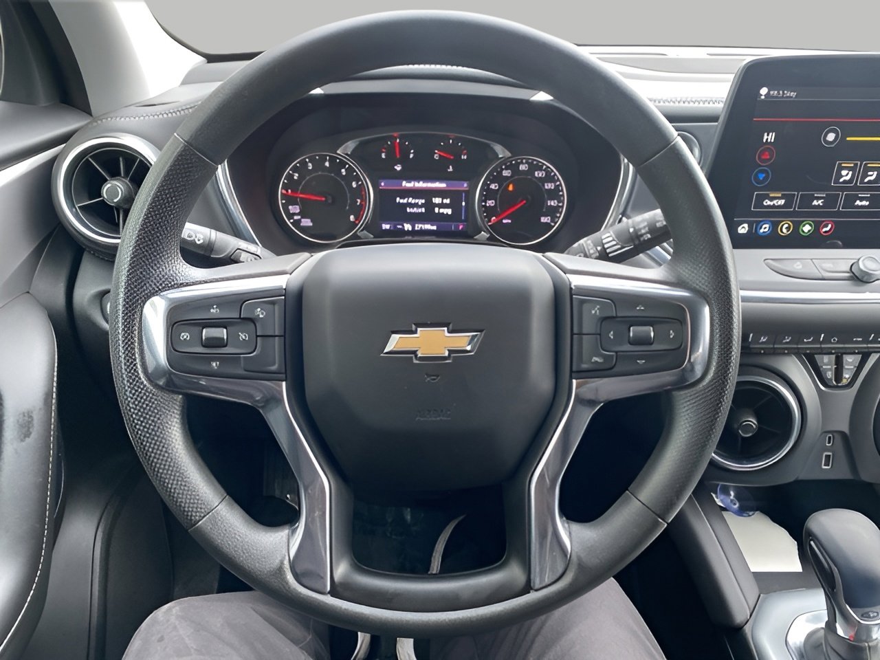 Used 2023 Chevrolet Blazer LT w/ Driver Confidence Package image 11