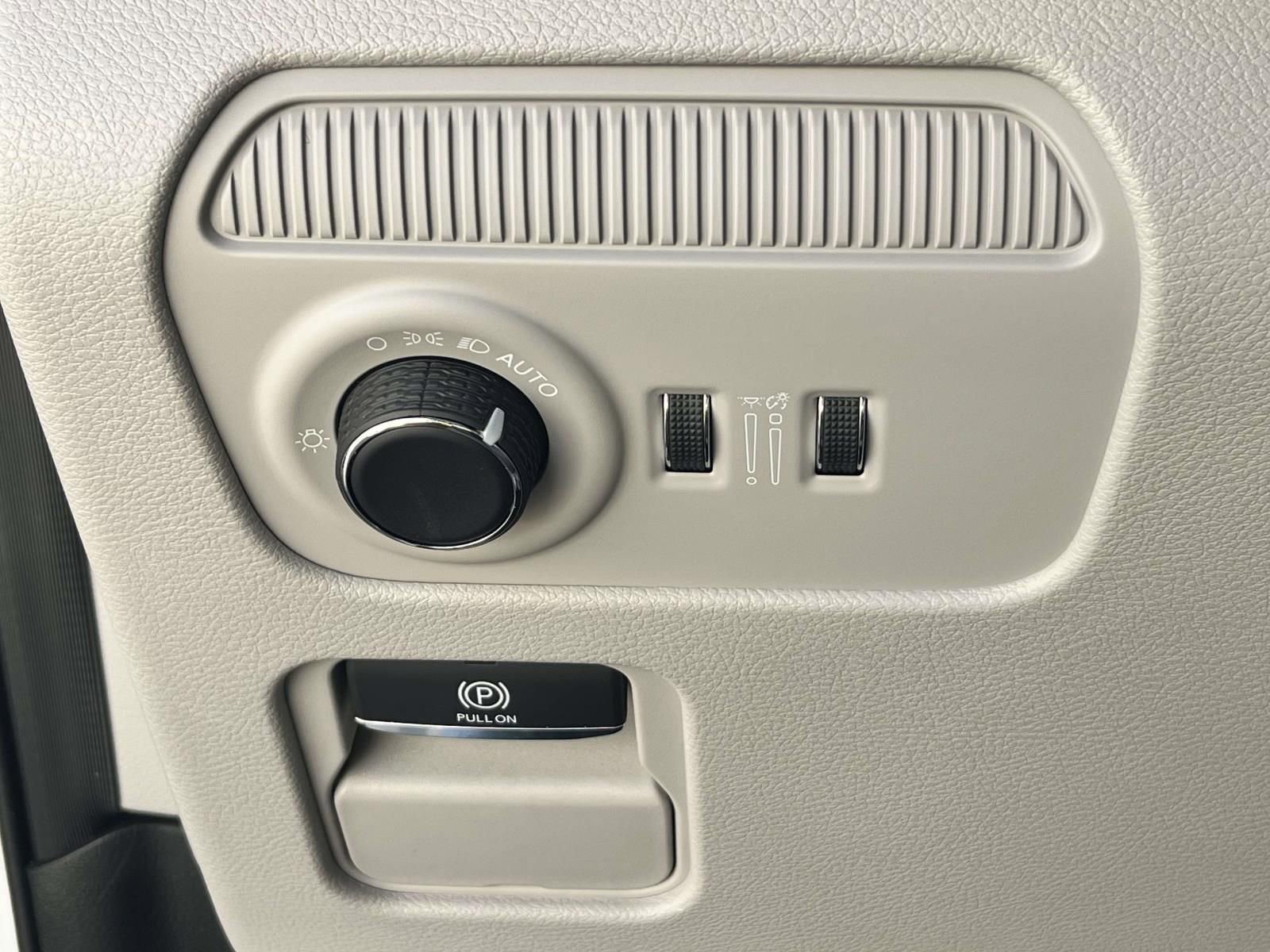 New 2026 Jeep Grand Wagoneer L Summit w/ Rear Seat Video Group I AWD/4WD image 20