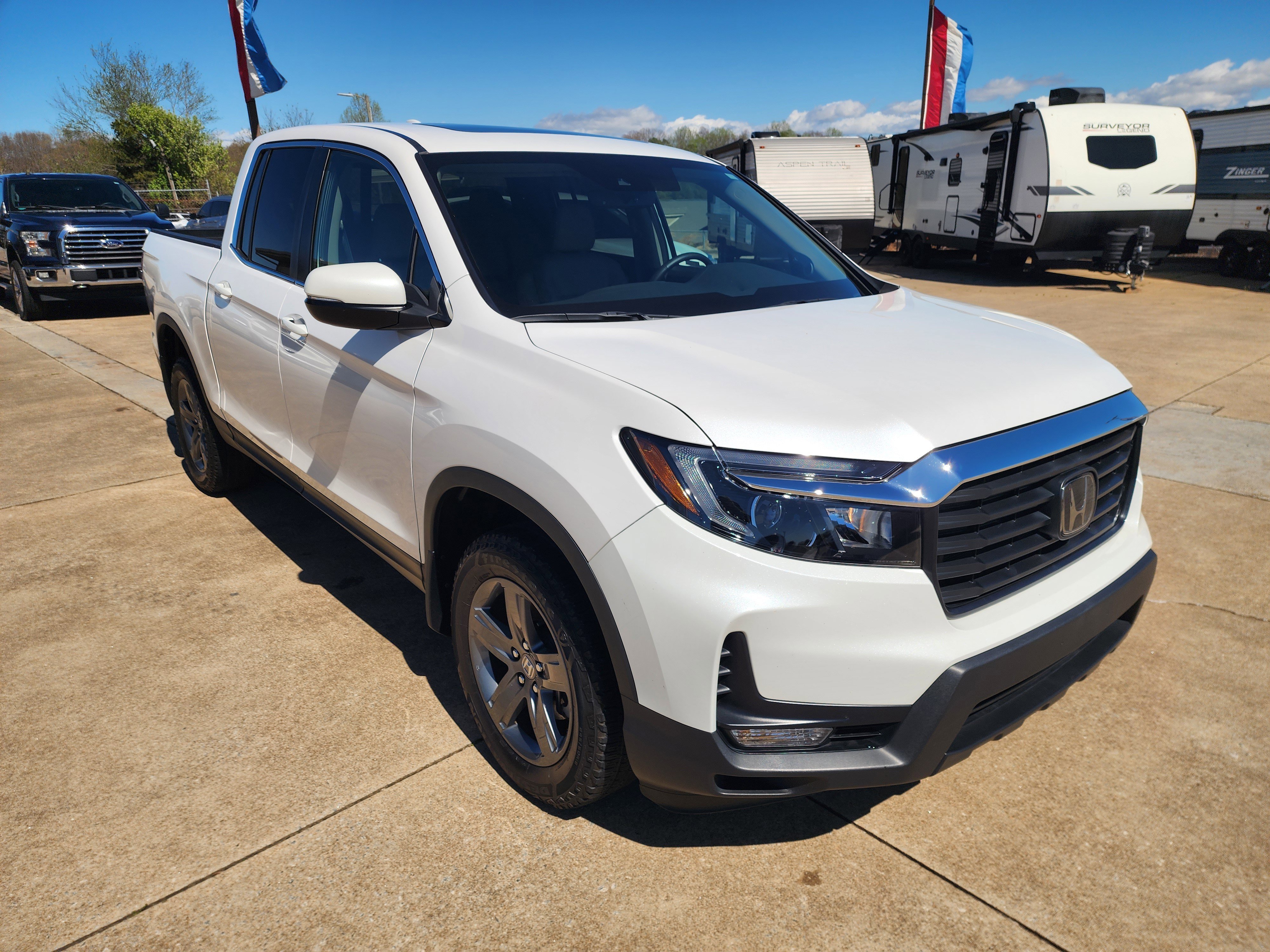 Used 2023 Honda Ridgeline RTL image 2