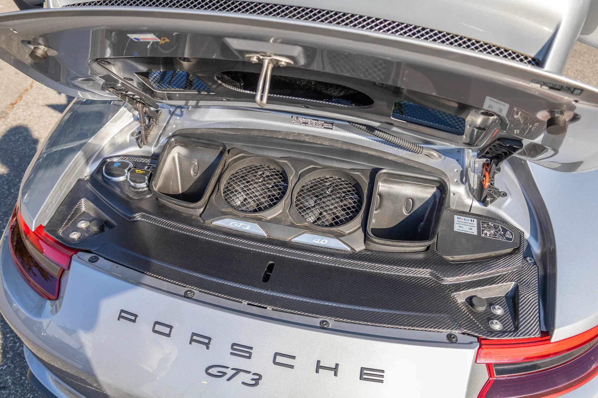 Used 2018 Porsche 911 GT3 RWD image 73