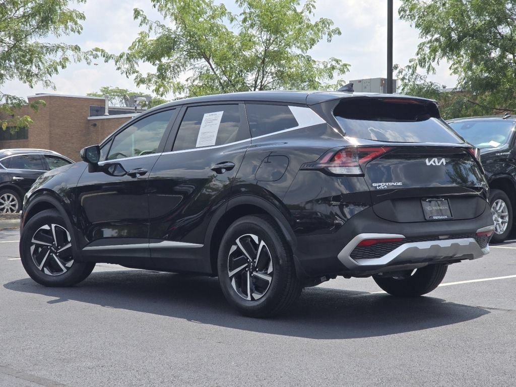Used 2025 Kia Sportage LX FWD image 13