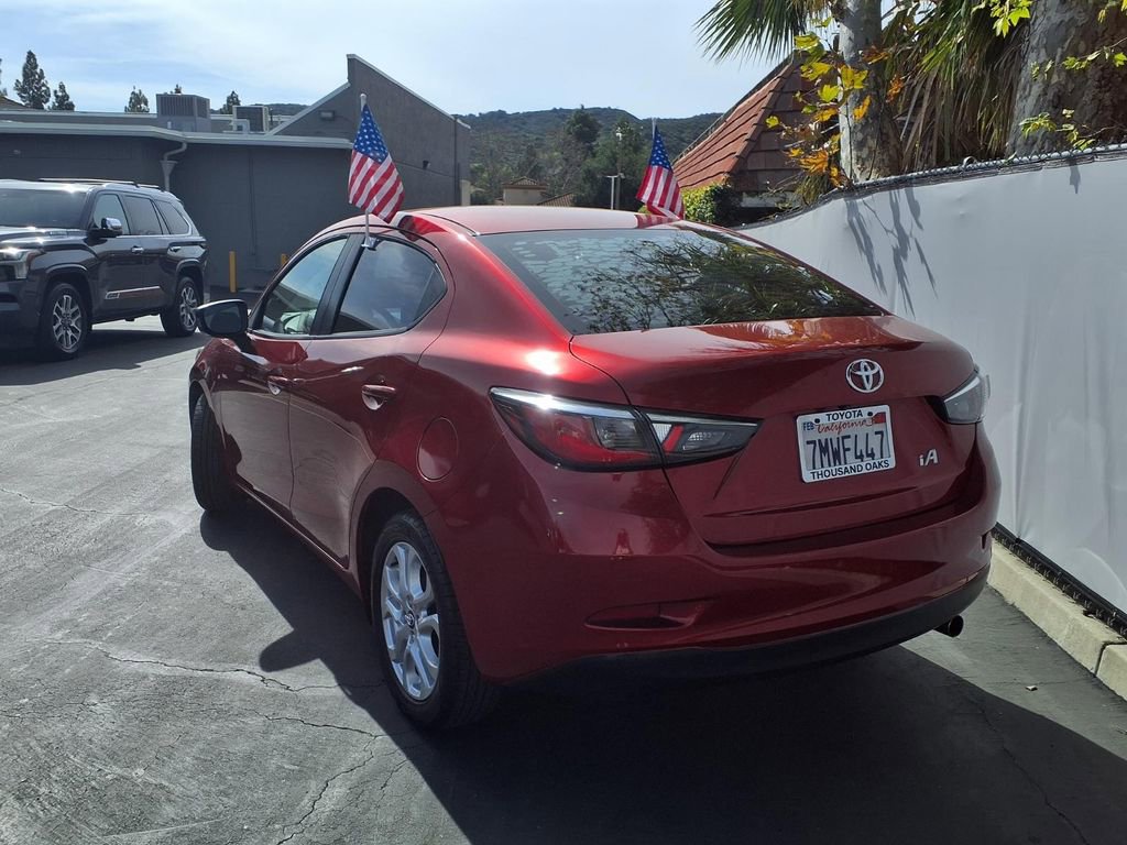 Certified 2017 Toyota Yaris iA image 5