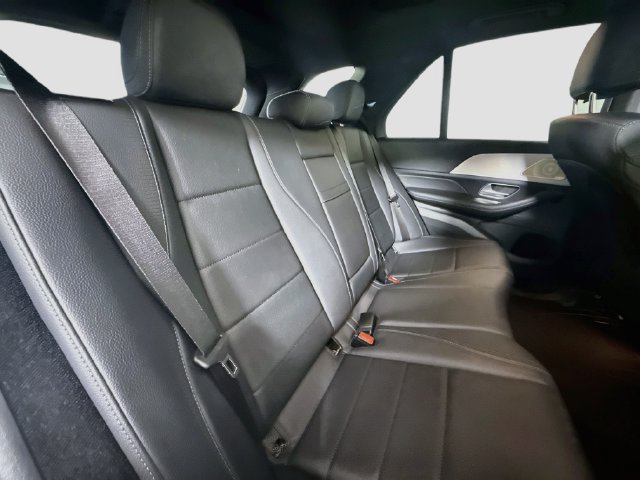 Used 2026 Mercedes-Benz GLE 350 4MATIC w/ Driver Assistance Package image 26