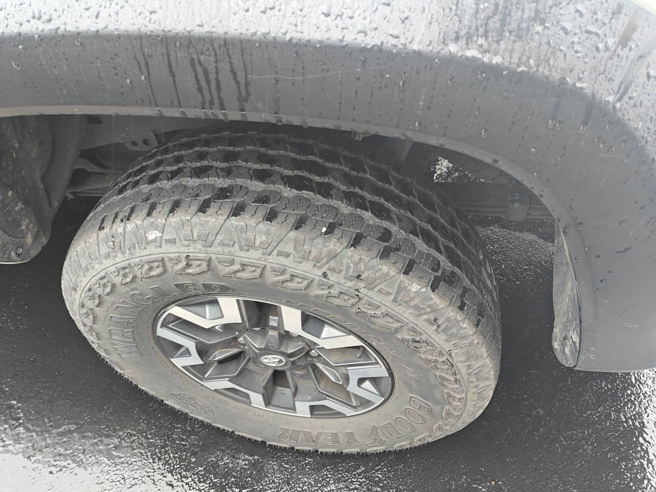 Certified 2023 Toyota Tacoma TRD Off-Road w/ TRD Premium Off Road Package image 4