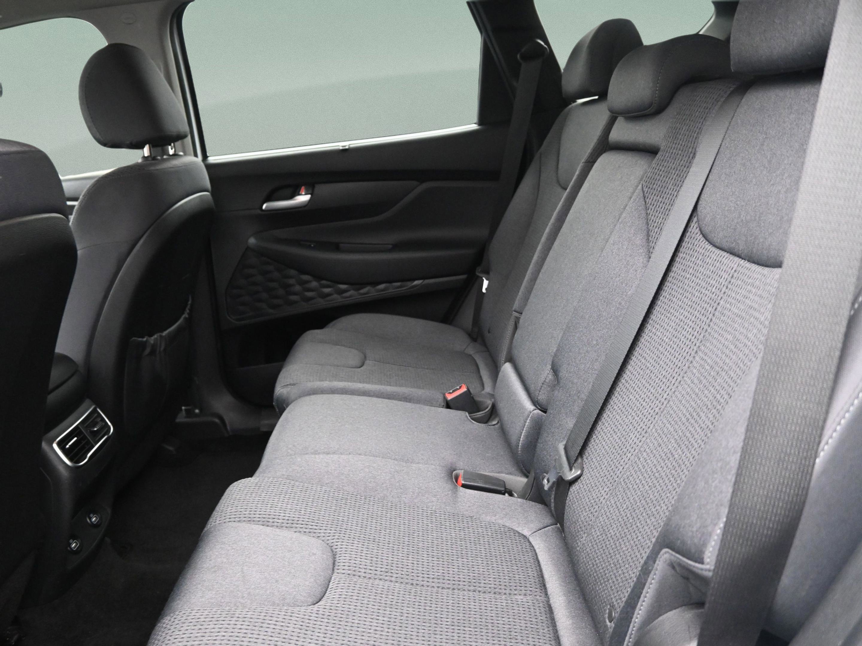 Used 2022 Hyundai Santa Fe XRT FWD image 13