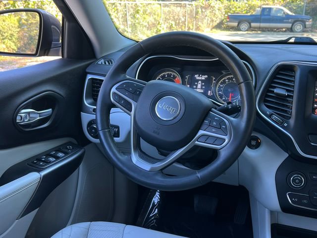 Used 2021 Jeep Cherokee Latitude Lux image 18