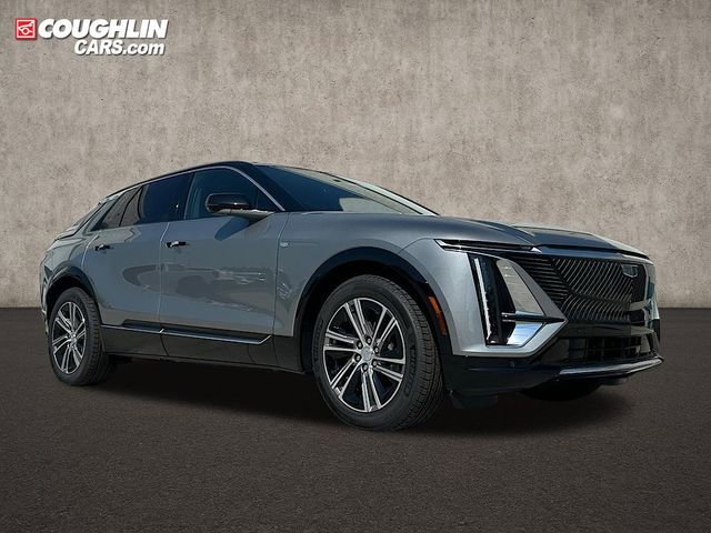 New 2025 Cadillac Lyriq Luxury