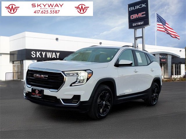 Used 2022 GMC Terrain SLE w/ Driver Convenience Package