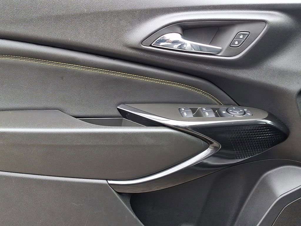 Used 2024 Chevrolet Trax LT w/ Driver Confidence Package image 13