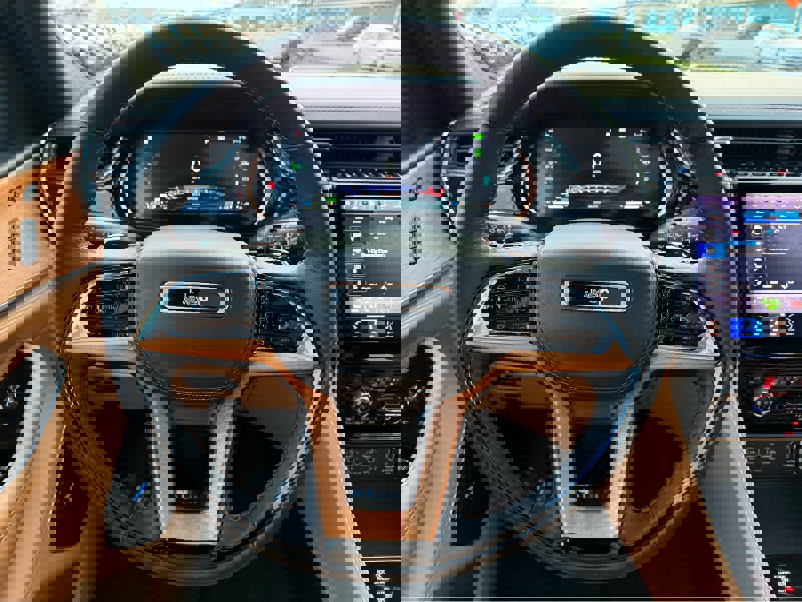 Used 2023 Jeep Grand Cherokee Summit image 15