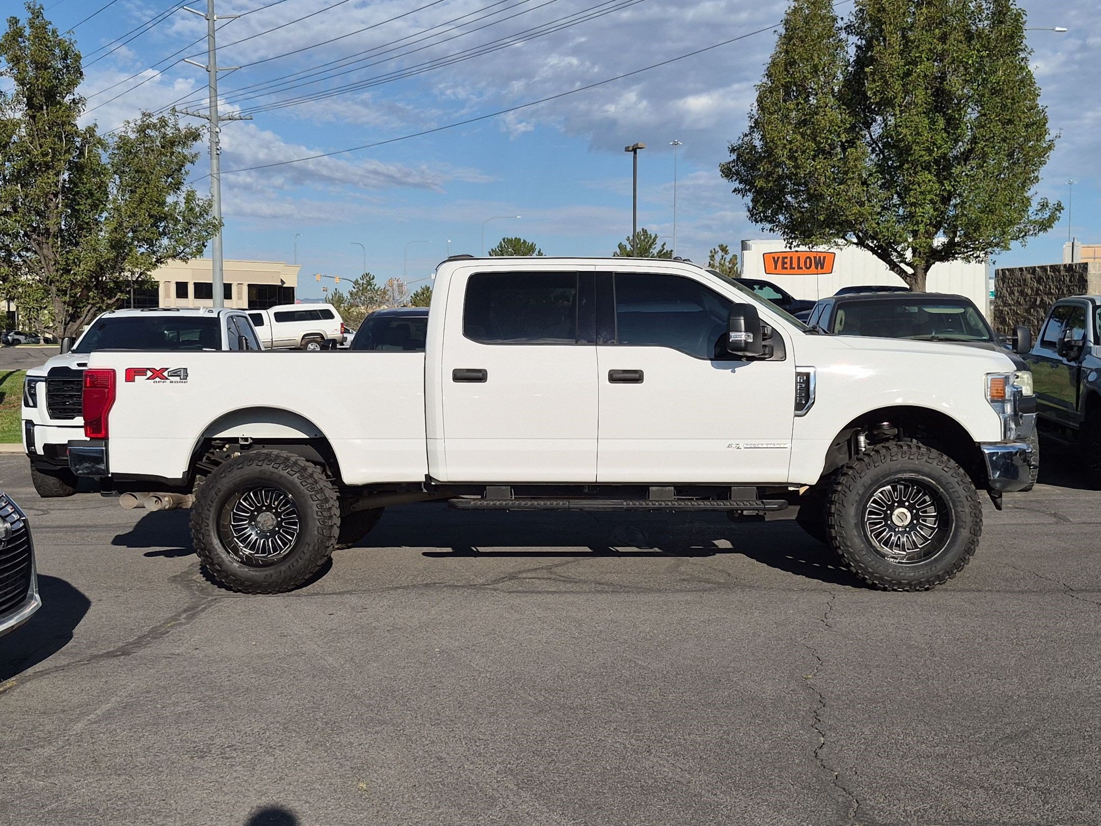 Used 2020 Ford F250 XLT w/ FX4 Off-Road Package AWD/4WD image 2