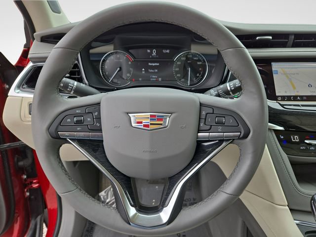 Certified 2023 Cadillac XT6 Premium Luxury AWD/4WD image 20