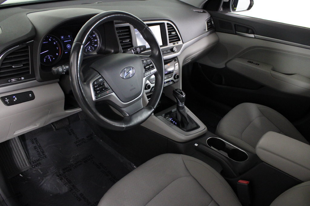 Used 2018 Hyundai Elantra Value Edition FWD image 17