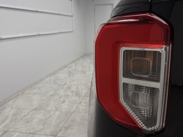 Used 2023 Ford Explorer XLT w/ Equipment Group 202A image 16