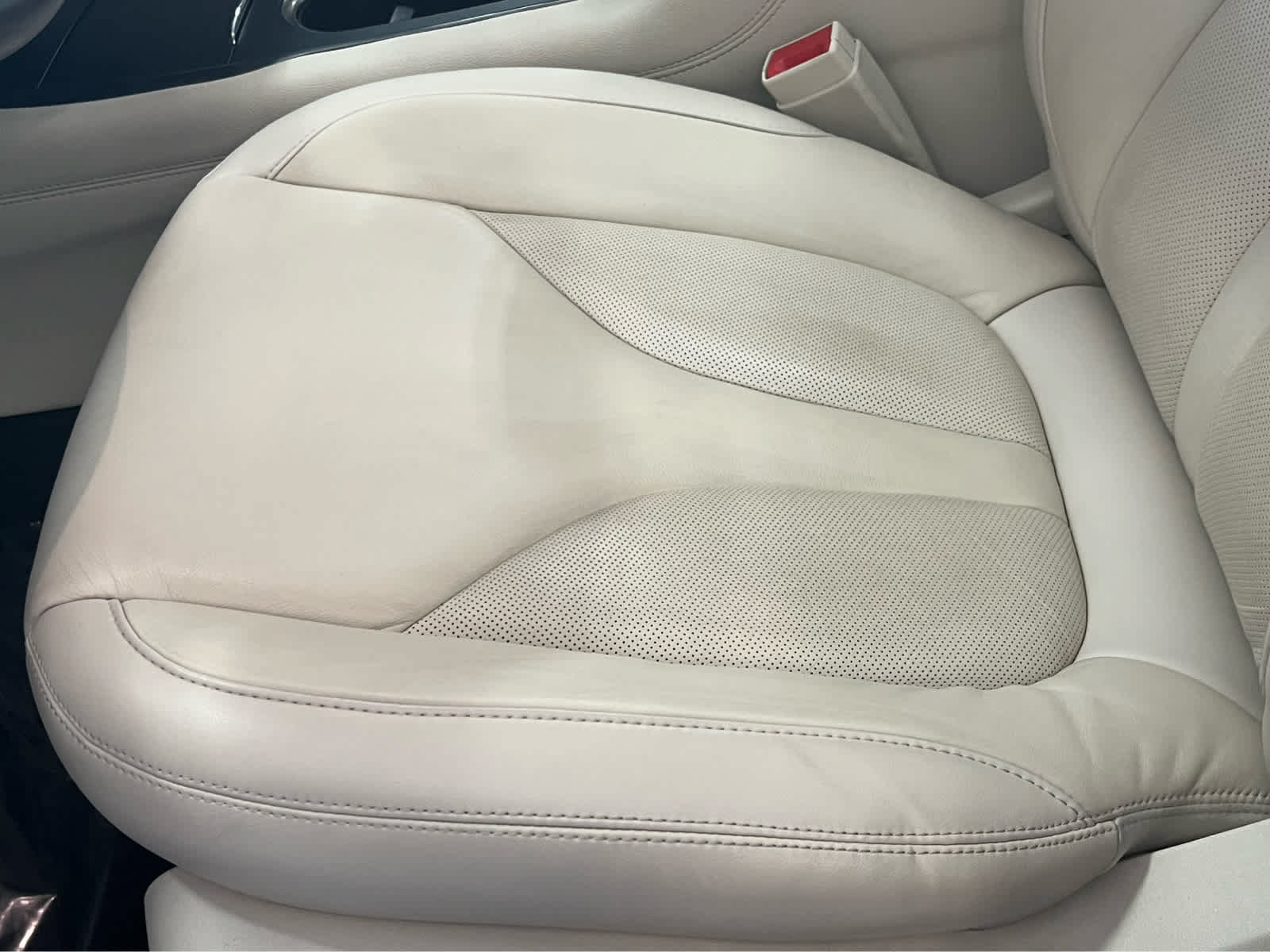 Used 2016 Lincoln MKC Select w/ Select Plus Package AWD/4WD image 19
