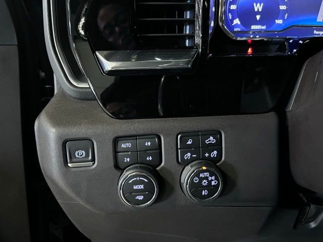 Used 2024 Chevrolet Silverado 2500 LTZ image 23