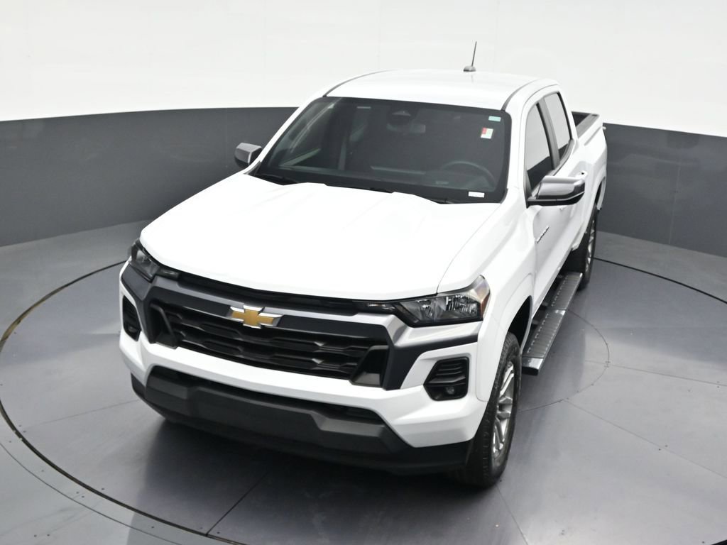 Used 2024 Chevrolet Colorado LT w/ LT Convenience Package image 25