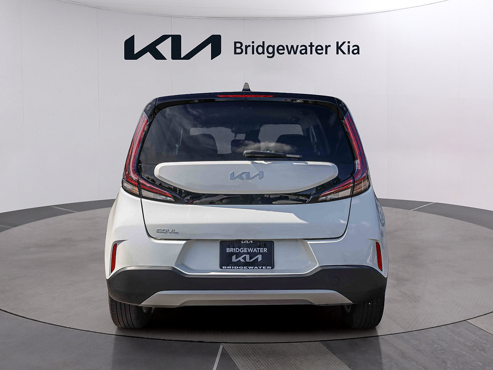 Certified 2025 Kia Soul LX w/ LX Technology Package FWD image 5