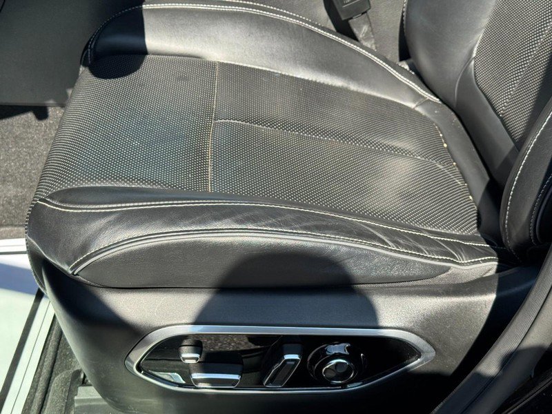 Used 2022 Jeep Grand Cherokee L Overland w/ Luxury Tech Group IV image 29