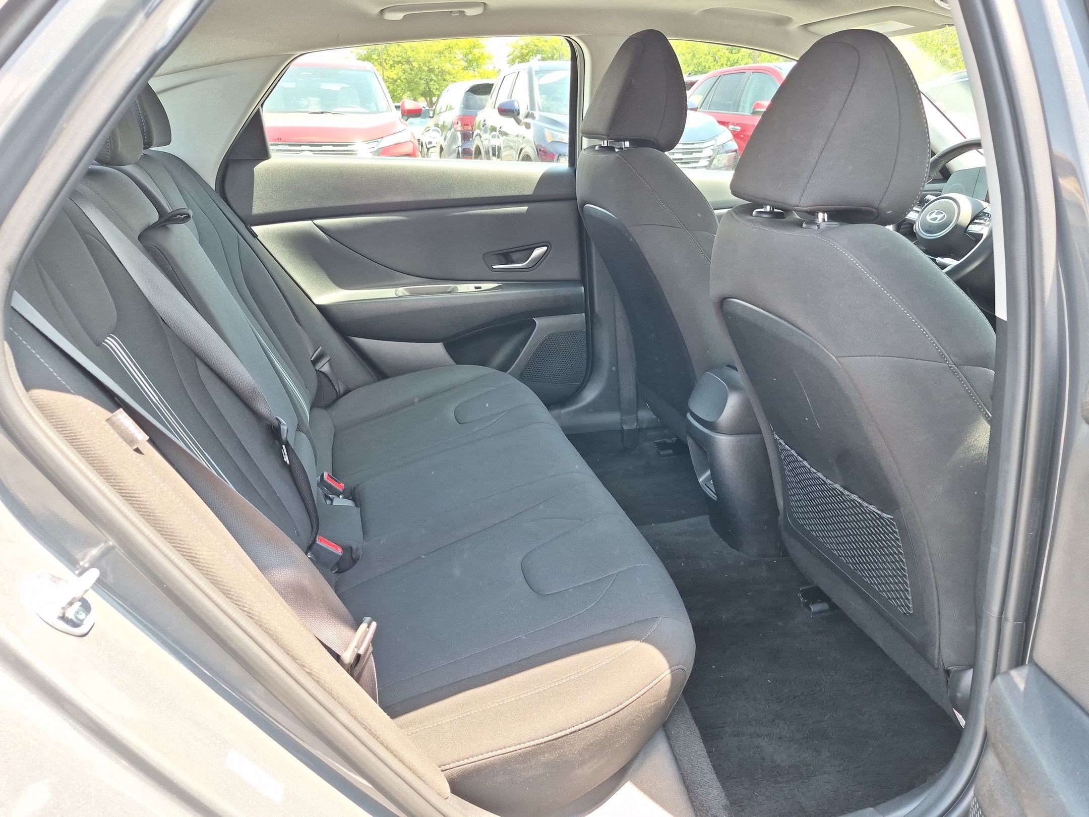 Certified 2025 Hyundai Elantra SEL FWD image 30