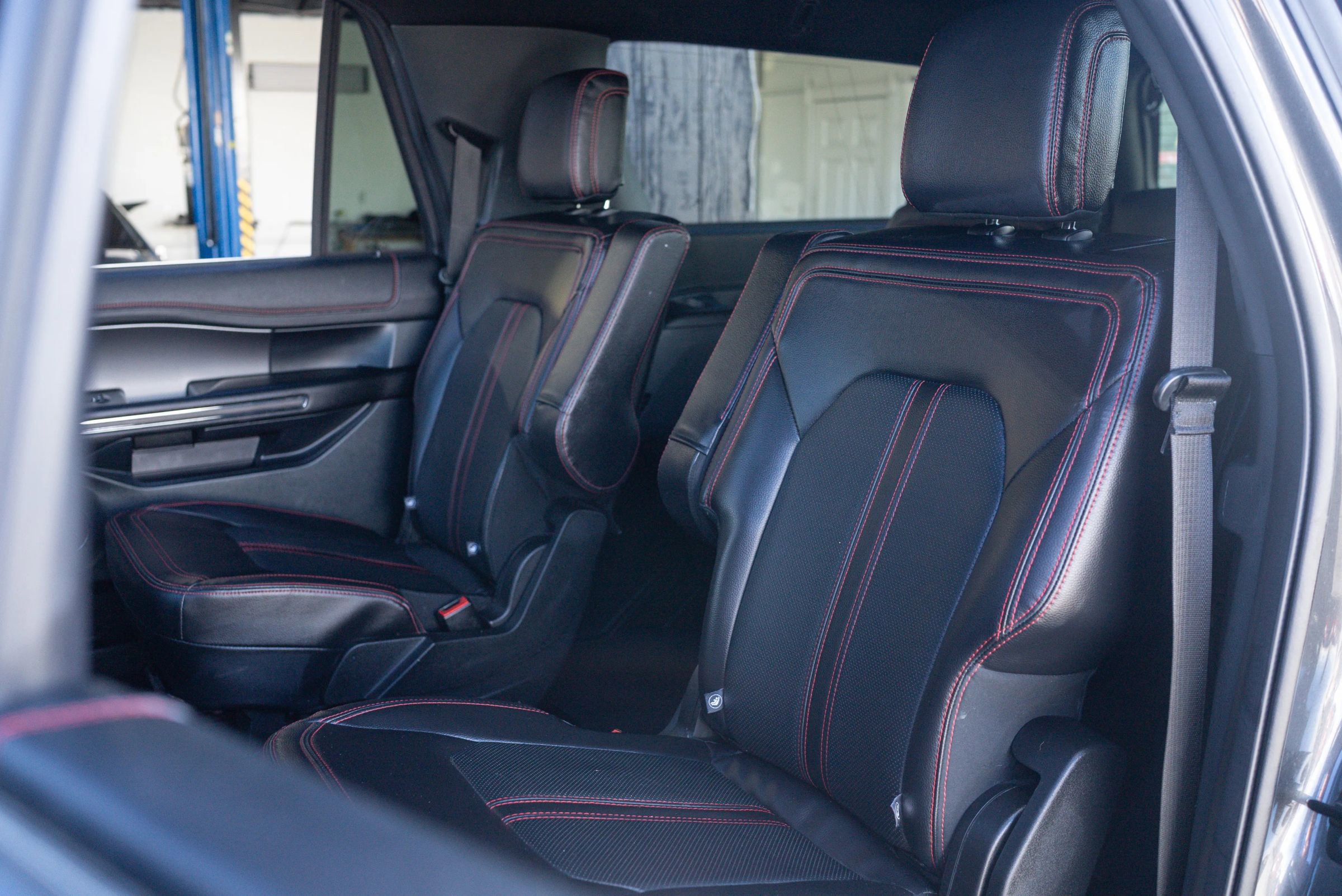 Used 2021 Ford Expedition Max Limited AWD/4WD image 17