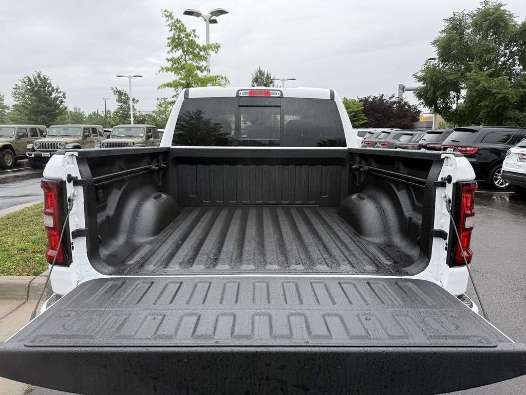 New 2026 RAM 1500 Big Horn AWD/4WD image 34