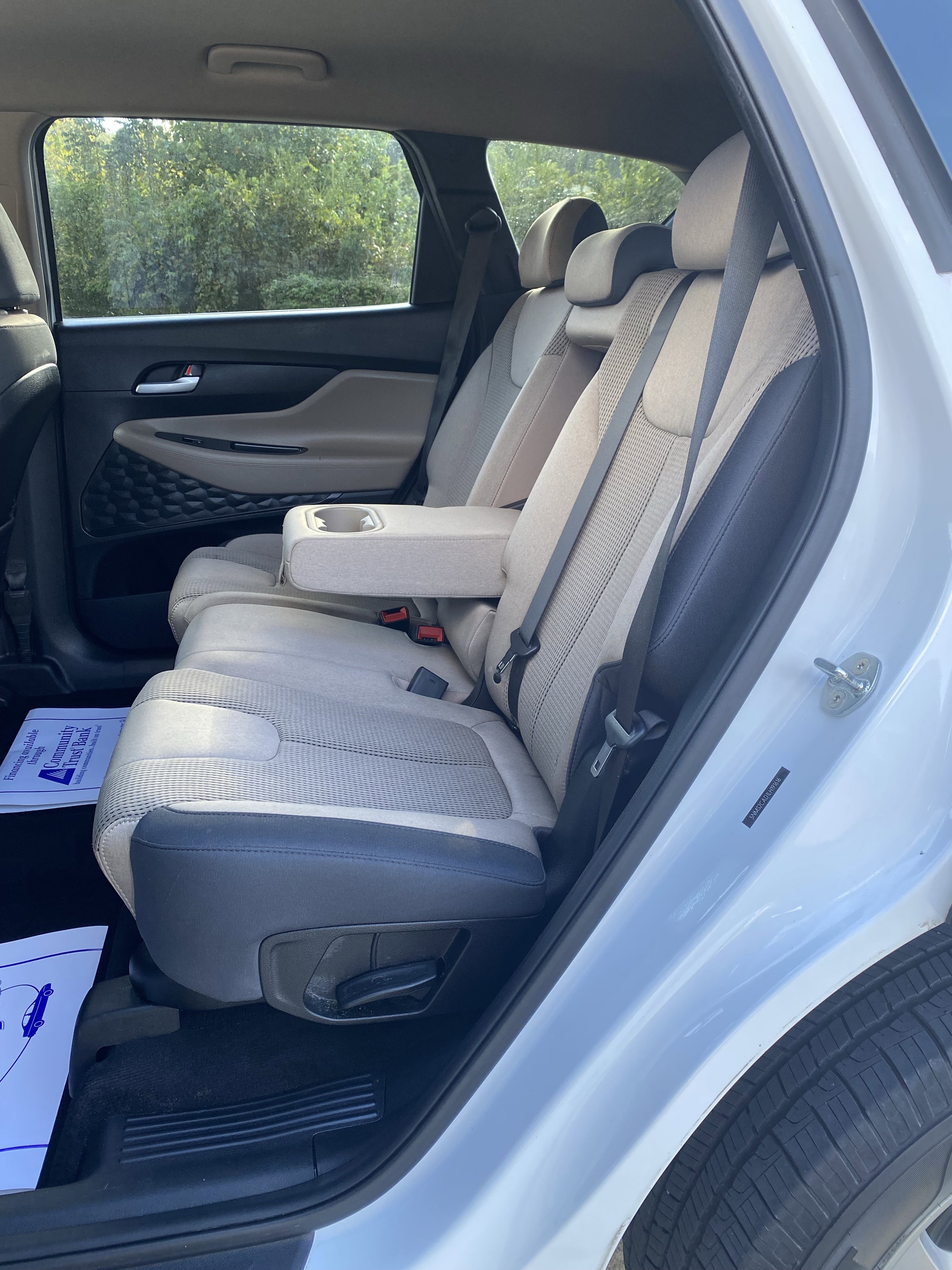 Used 2020 Hyundai Santa Fe SE image 17