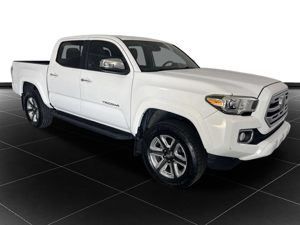 Used 2018 Toyota Tacoma Limited AWD/4WD image 7