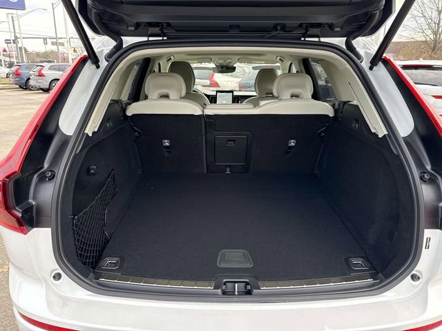 New 2026 Volvo XC60 B5 Ultra w/ Climate Package image 10