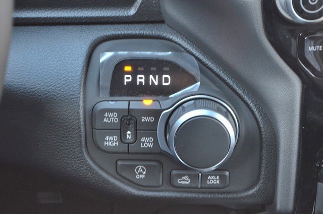 New 2026 RAM 1500 4x4 Crew Cab image 25