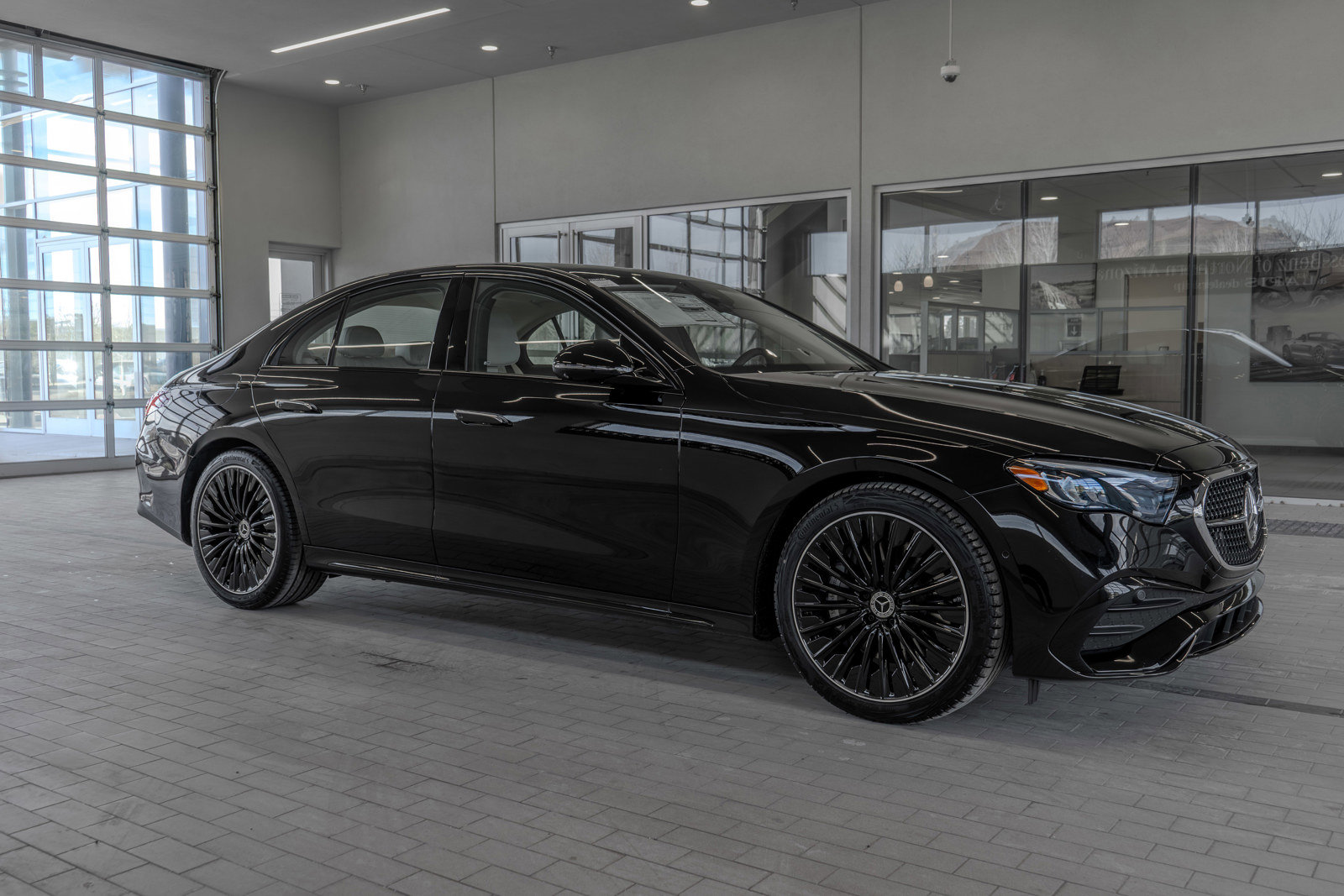 New 2026 Mercedes-Benz E 450 4MATIC Sedan image 12