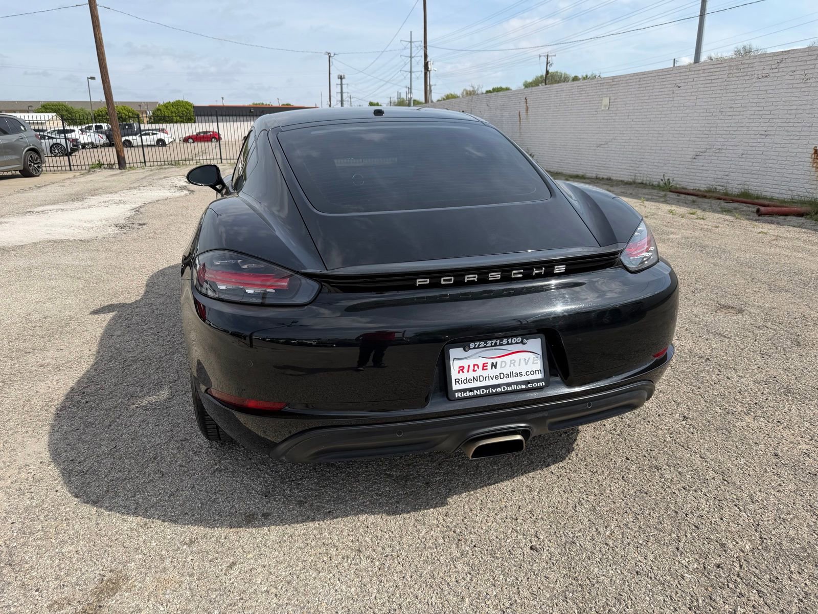 Used 2017 Porsche 718 Cayman image 5