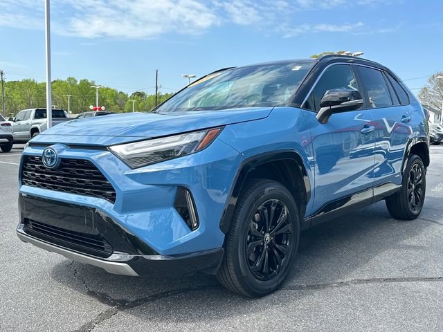 Used 2024 Toyota RAV4 XSE w/ Weather Package AWD/4WD image 7