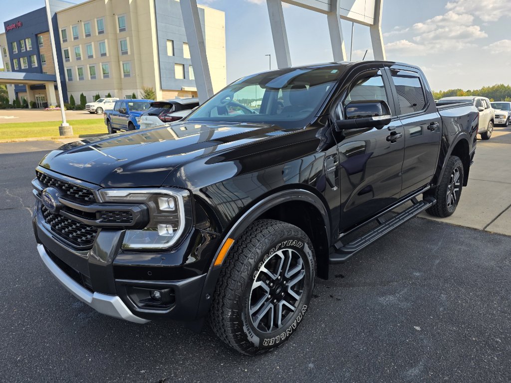 Used 2024 Ford Ranger Lariat w/ FX4 Off-Road Package image 7